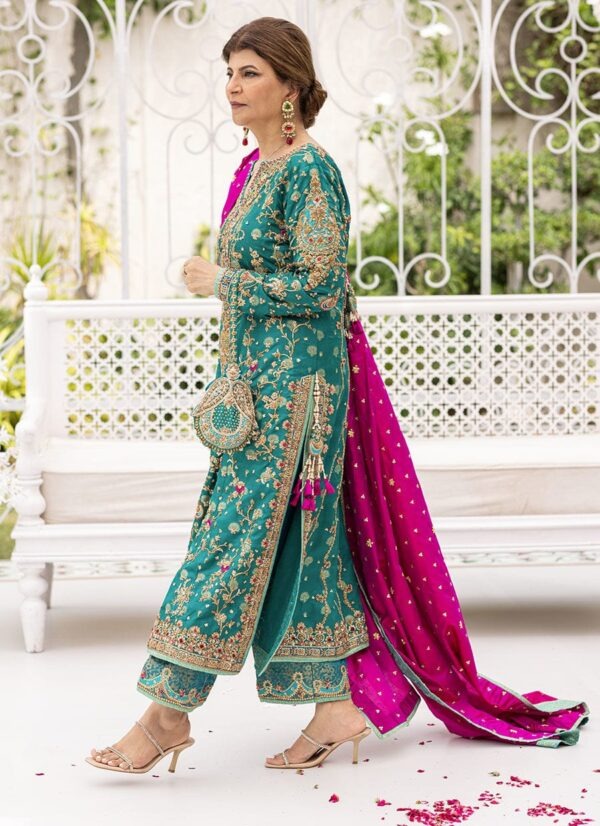 Avisa Emerald – Woven Self Jamawar Ensemble